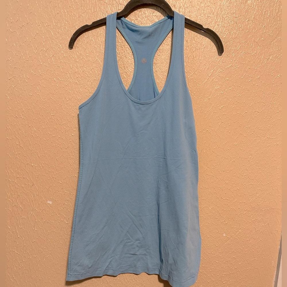 Lululemon Tank Blue and Purple Striped Size 6